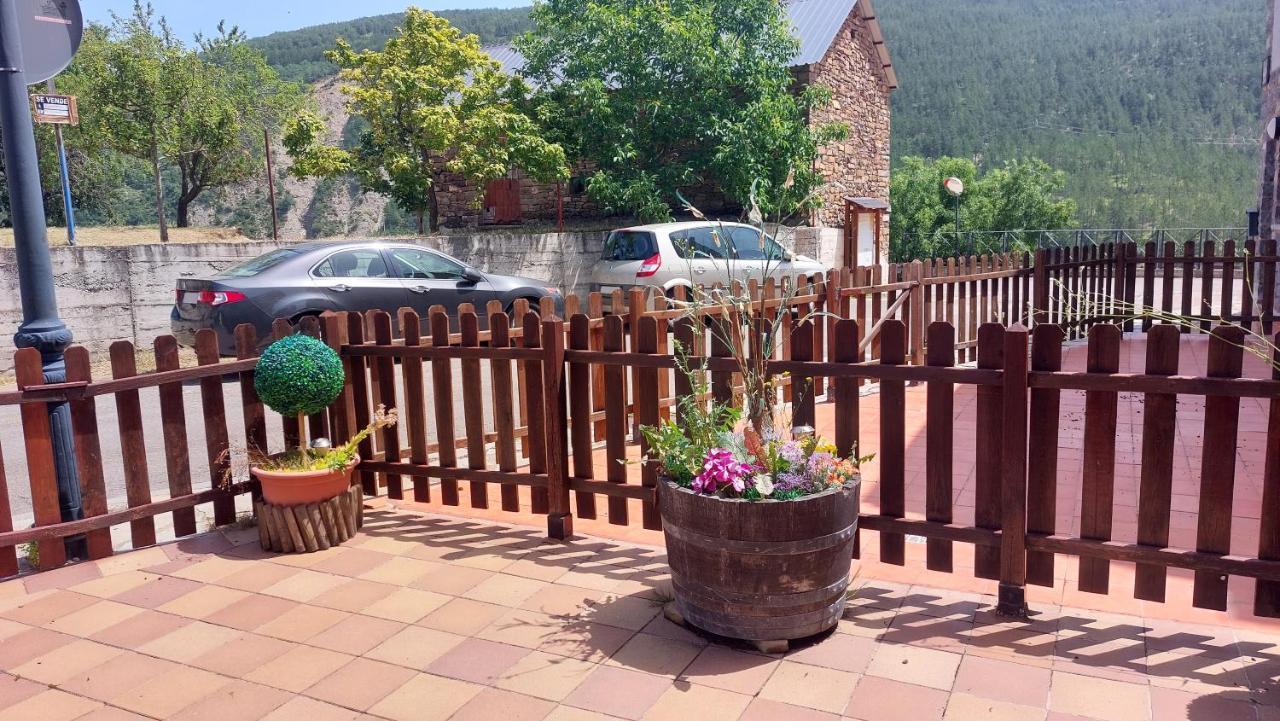 Apartamentos Castiello De Jaca 3000 Zewnętrze zdjęcie