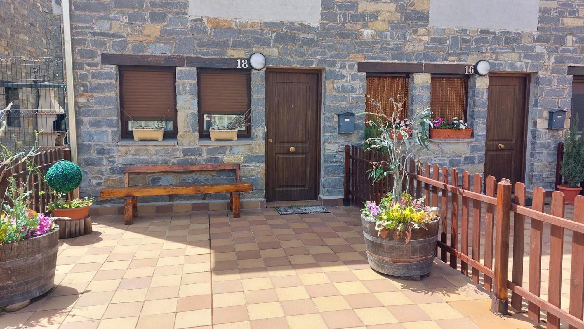 Apartamentos Castiello De Jaca 3000 Zewnętrze zdjęcie